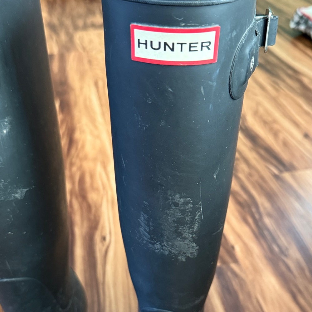 Hunter Classic Tall Waterproof Boots - Picture 2 of 10